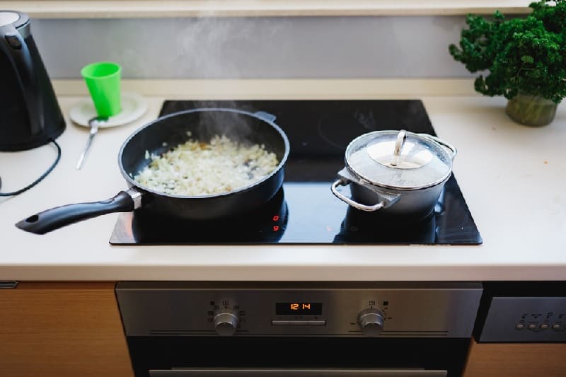 Frying Pan on Induction Hob