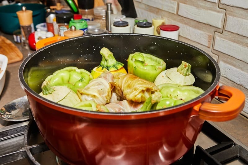 Heavy bottomed saucepan
