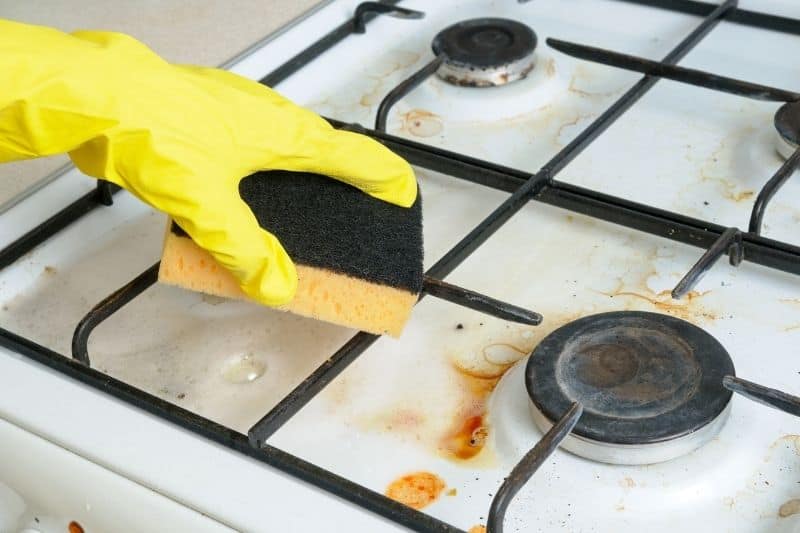 Cleaning a Gas Burner