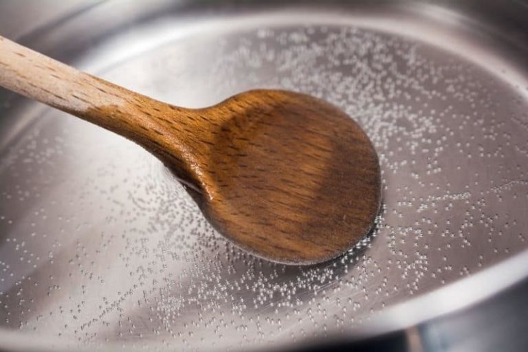 Why Do Chefs Use Wooden Spoons?