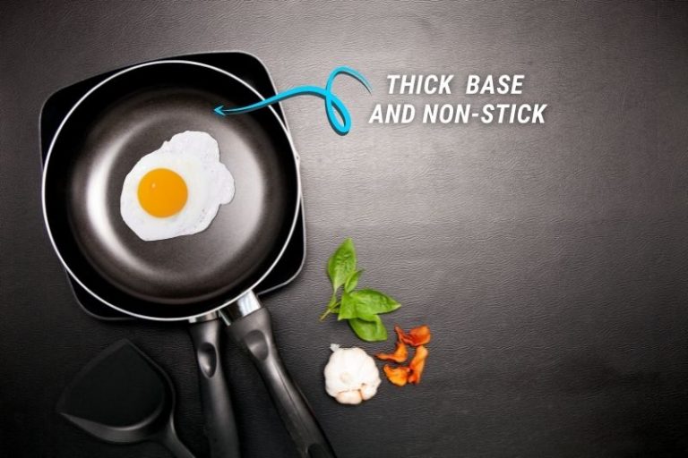 What Is the Difference Between a Frying Pan and an Omelette Pan?