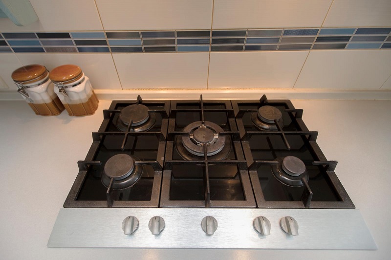 5 burner gas hob