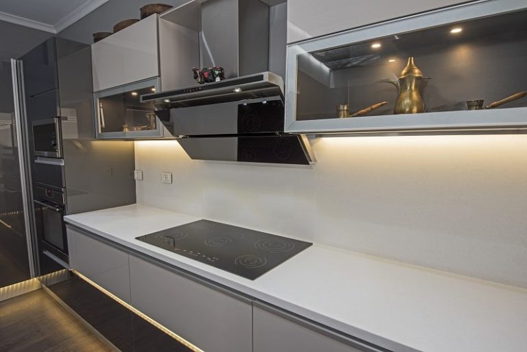 Do You Need an Extractor Fan with an Induction Hob?