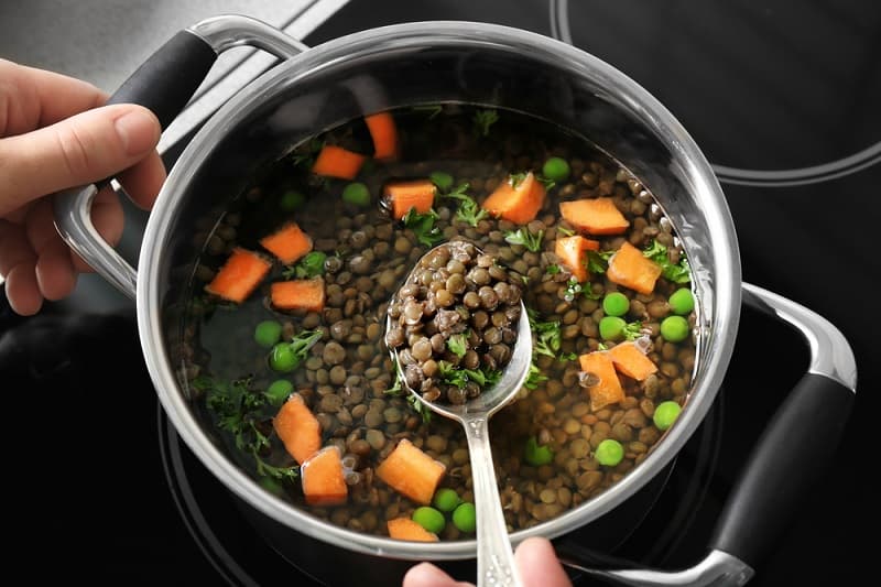 Heating lentils on the hob