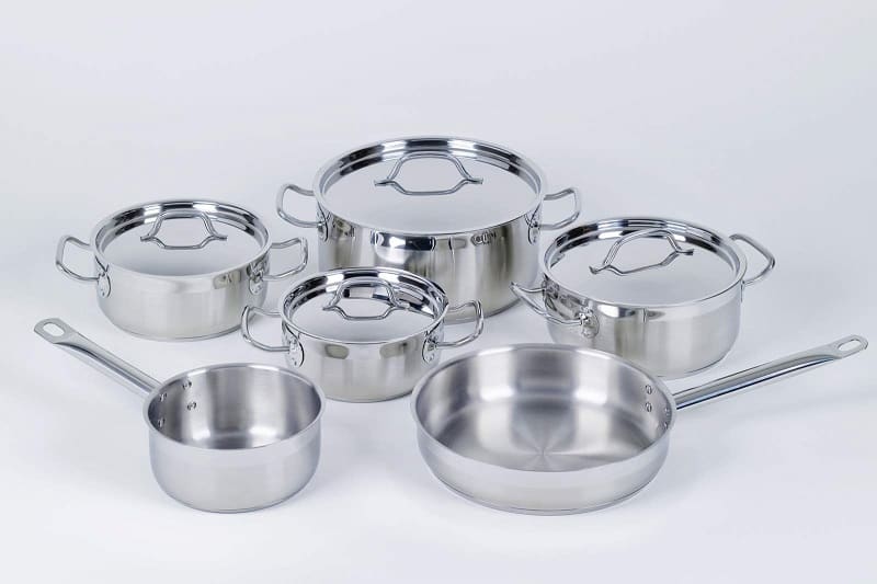 Stainless steel cookware