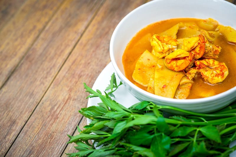 Thai curry in bowl