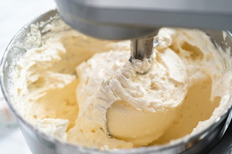 What’s the Best Butter for Buttercream in the UK?