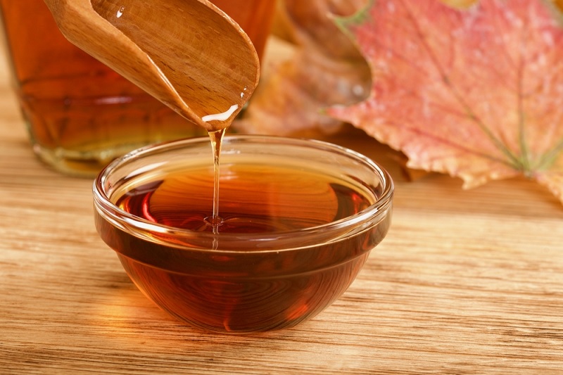 Maple syrup in bowl